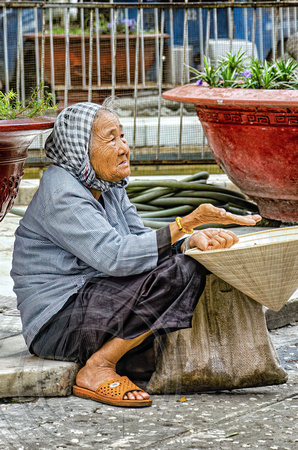 Lady Beggar-Saigon Vietnam-4-18-2011