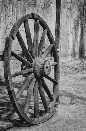 Wooden Wagon Wheel-Rawhide AZ
