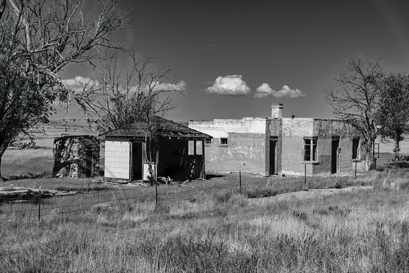 Stucco Bldg and Sheds-New Mexico-9-29-2022