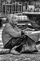 Lady Beggar-Saigon Vietnam-4-18-2011-bw