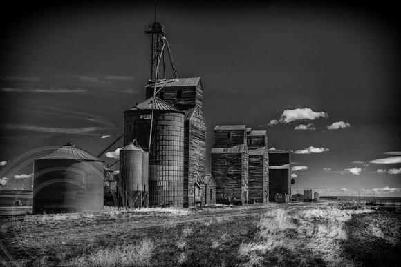 Grain Elevators and Bins