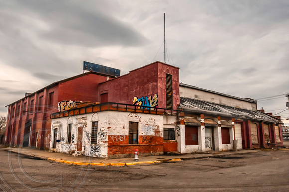 Abandoned Shop Bldg