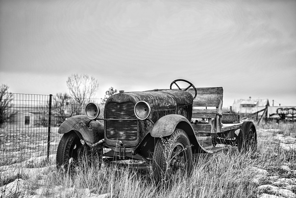 Vintage truck-Molt