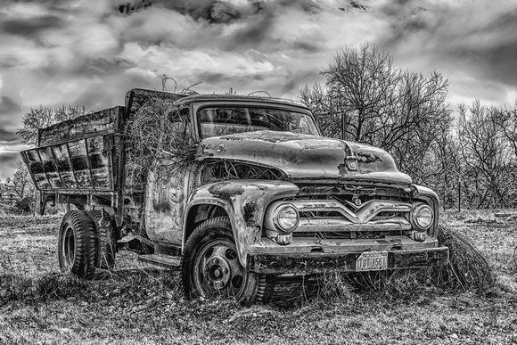 Farm truck abandoned