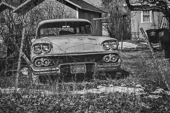 1958 Chevy Wagon-Pentax ME Super-Expired Tri X-Billings MT-bw film (1 of 1)