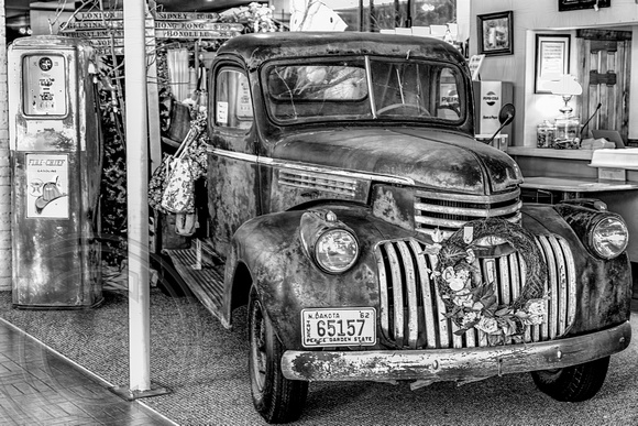1942 Chevy-Antique Store BW